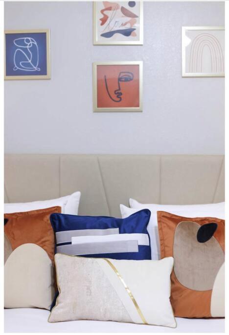 Apartemen Cozy 1br Sleep 6+ Free Parking